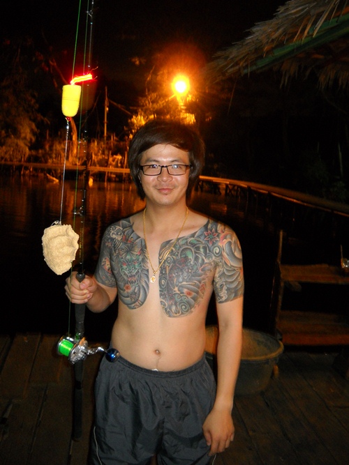 เตรียมส่งเหยื่อครับรำน้ำบ่อไลส์1.50
 :grin: :grin: :grin: :grin: :grin: :grin: