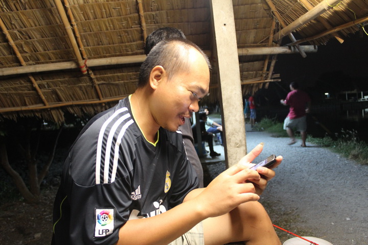 ไอโฟน มันดีจริงๆๆ  กลบเกลื่อน   :cheer: :cheer: :cheer: