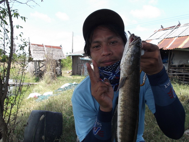 ตัวนี้ไม้ที่สี่..โม้ป่าว..ม่ายรุ๊.. :laughing: :laughing: :laughing: