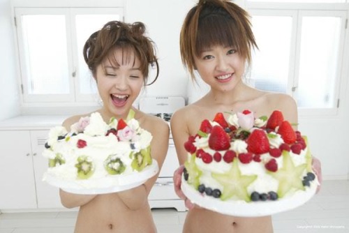 H B D ครับผมเกิด19มีนาชื่อสามเหมือนกันเลย :cheer: :cheer: