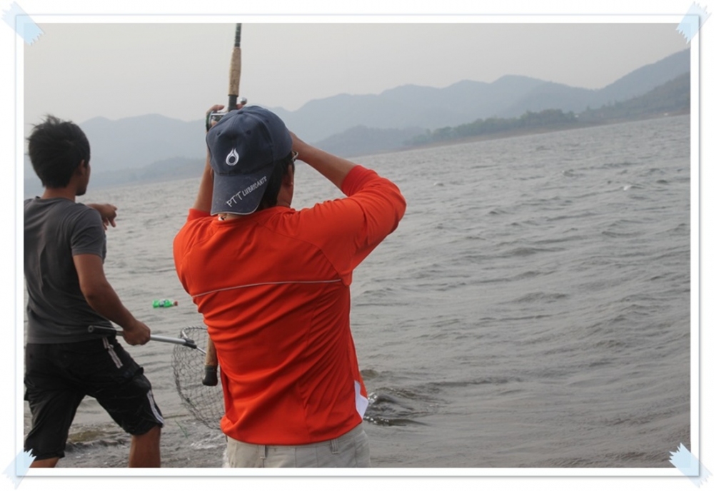 น้าเอกถือสวิงบอกระวังพันตะคัตด้านซ้ายนะ :cheer: :cheer: :cheer: :cheer: :cheer: