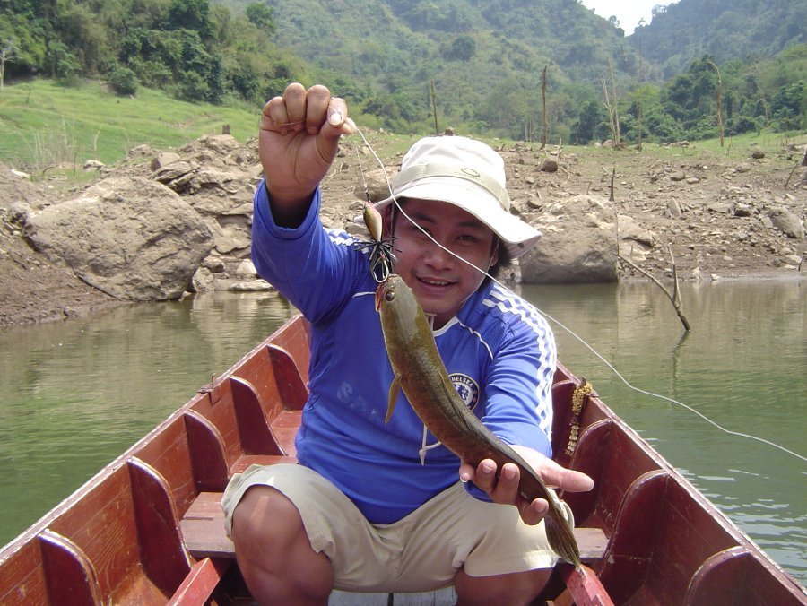 ทริปนี้หลุดเยอะครับ3-4ตัวกัดกระโดดสบัดหลุด.....กัดไม่โดนอีกเกือบ20ครั้ง แต้มที่6ตามอยุ่นานเลยครับ :c