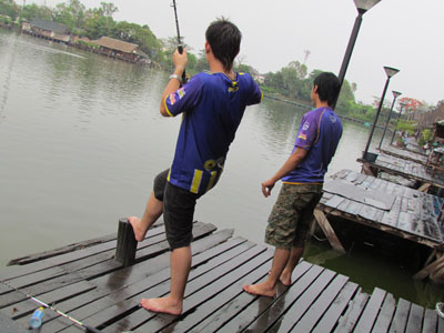 เกิบเข้าตอ