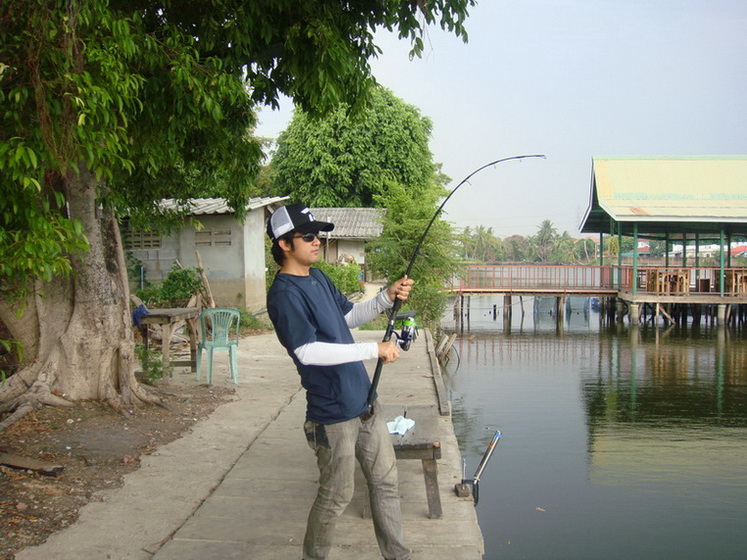 [q][i]อ้างถึง: fishing_777 posted: 26-03-2555, 16:38:17[/i]

ตอนนี้ถ้าต้องการติดรูปปลายังต้องเสียต