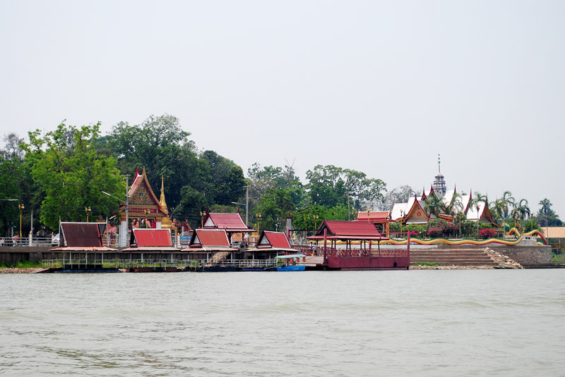  [center]น้าท่านใดผ่านมาชัยนาท  อย่าลืมแวะนมัสการหลวงปู่ศุขวัดปากคลองมะขามเฒ่าเพื่อความเป็นสิริมงคลน