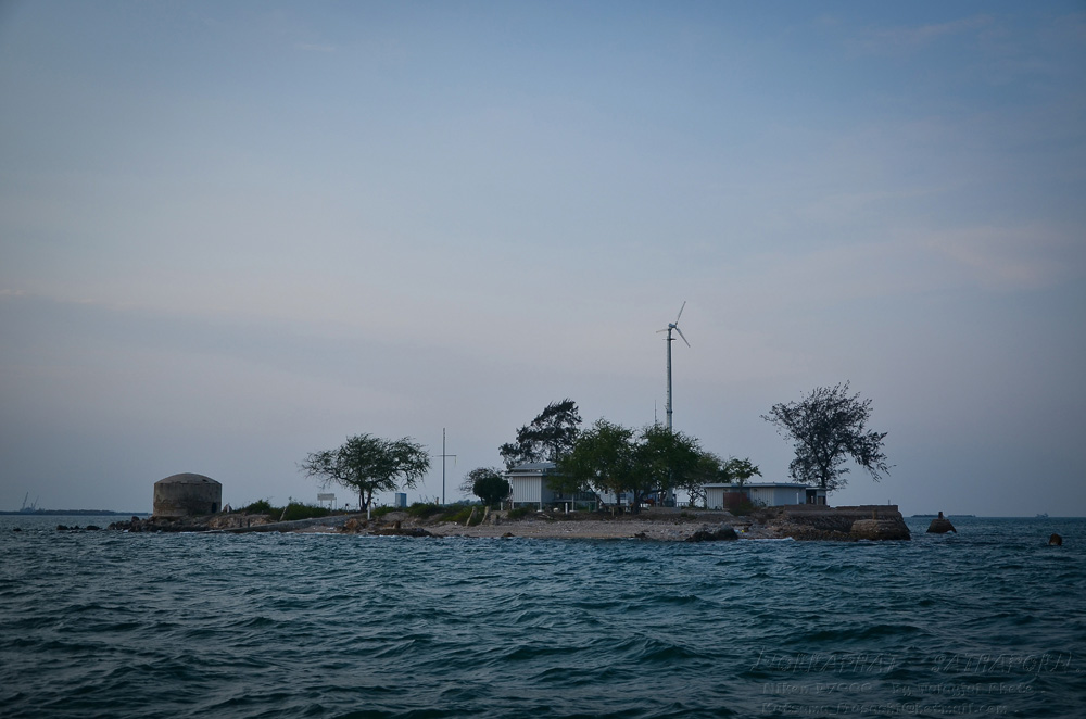 ประมาณ 35 นาที เรือก็ผ่านเกาะปรง แล้วครับ

น้าๆหลายๆท่าน คงเคยมาประสบความสำเร็จ จากหมายนี้

 :gr