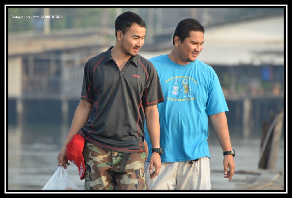 สมาชิกท่านอื่น ๆ ...ก็ทะยอยกันมาครับ  :smile:

คนซ้ายน้าหนึ่ง-ศรีราชา  คนขวา น้าแอทเพื่อนน้าหนึ่ง 
