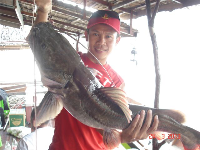 น้ำเอ่อครับ