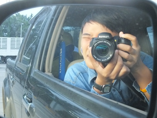 ช่างภาพ  ก็มือใหม่ครับ..........ดูการถ่ายภาพครับ :cheer: :cheer: :cheer: :cheer: :cheer: :cheer: