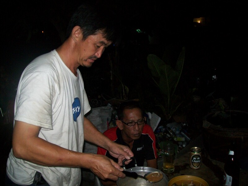 ่พ่อครัวหัวเหยื่อครับ :laughing: 