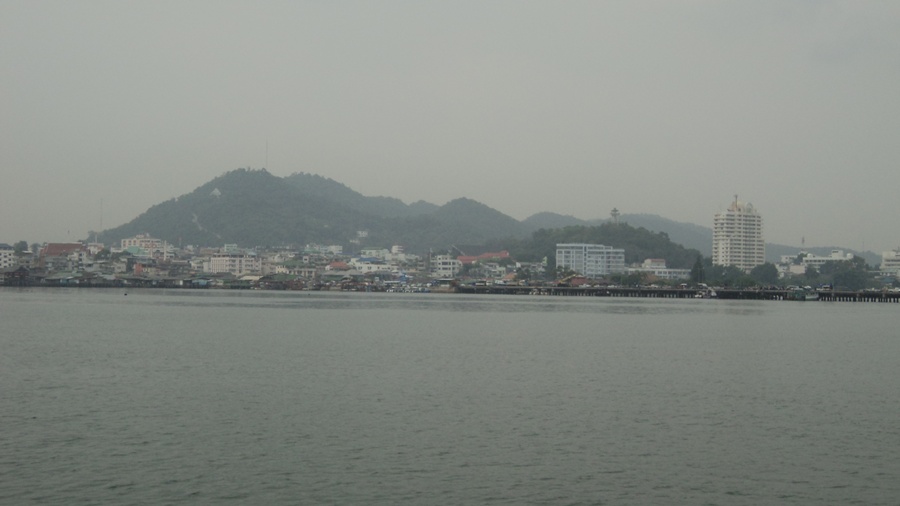  :rose: :rose: :rose: :rose: :rose: :rose: วิวสวยๆ ถ่ายจากสถานที่ท่องเที่ยวยอดนิยม เกาะลอย ศรีราชา ค