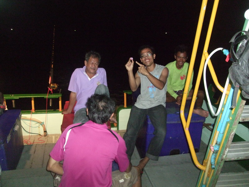 นั่งกันต่อไป  :grin: :grin: :grin:
