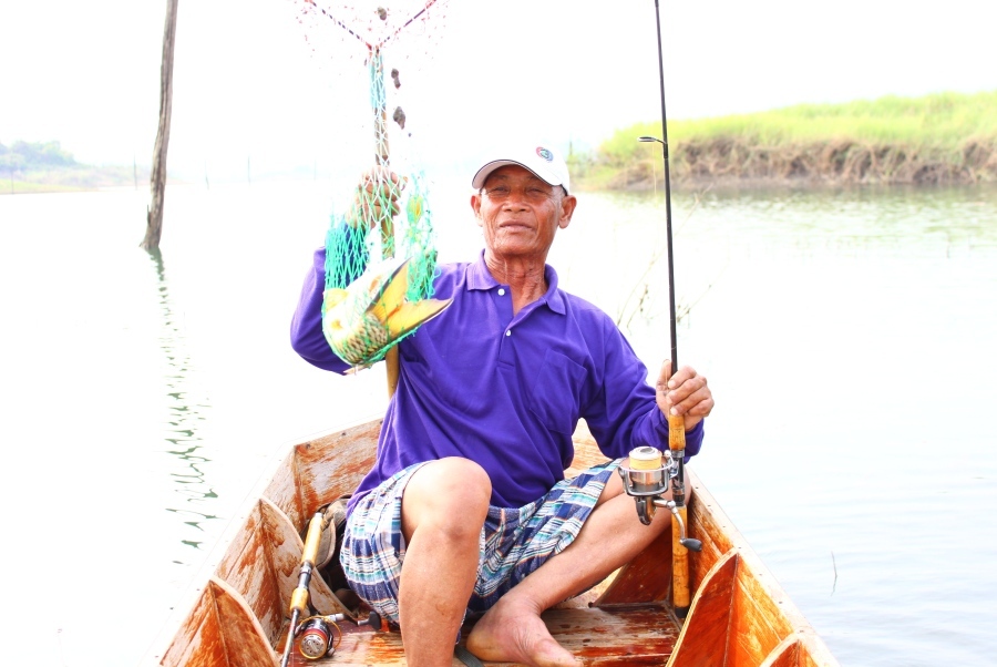 พ่อใหญ่โปรกระสูบ  :laughing: :laughing: :laughing: :laughing: