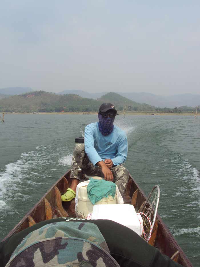 วันนี้ลงเรือกับไต๋ธรรมคับ แห่งบ้านเจาะเลาะ