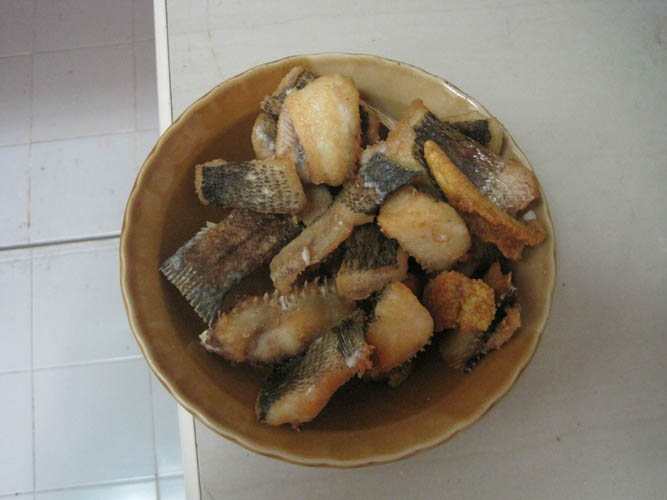 เสร็จแล้วนำปลามาพักไว้ก่อน