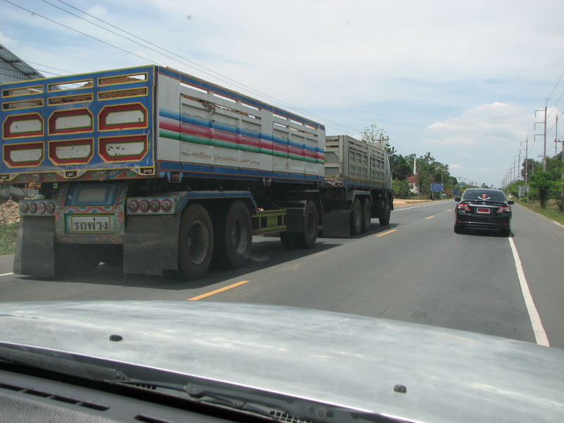 
เส้นทาง ระหว่าง แยก ส้มป่อยน้อย ถึง อ.ราษีไศล ...

...ระยะทาง 20 กม....

...ตลอด ระยะทาง...

