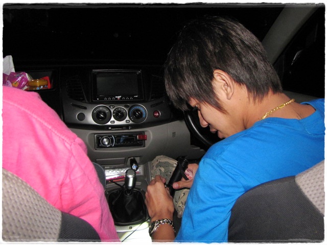 [q][i]อ้างถึง: NooDSaMoO posted: 08-04-2555, 16:51:15[/i]

ตามเชียร์คร๊าบน้า[/q] [q]สวัสดีคับน้าขอ