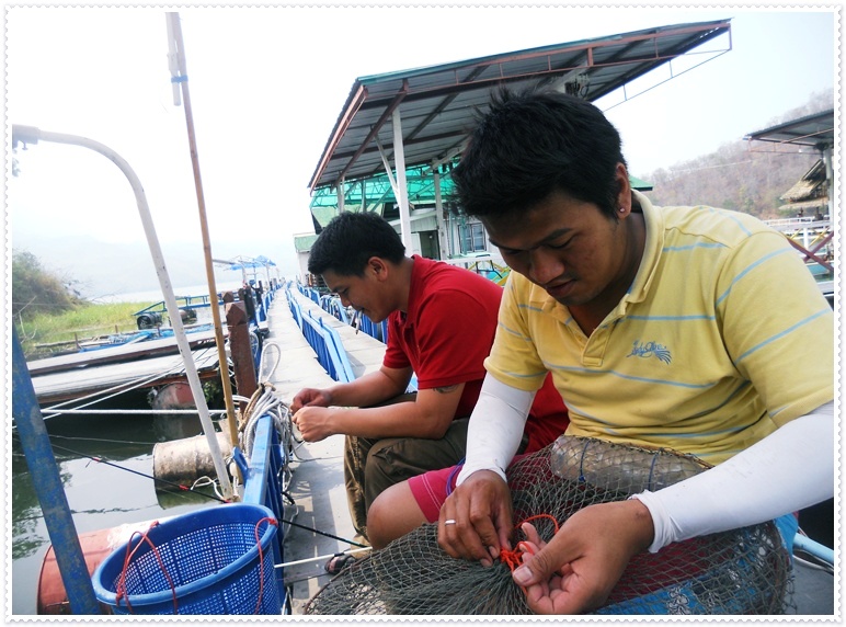  [b]ขอลุยกะเค้าด้วย ค่าเวลา ฮี่ ๆ[/b]

 :prost: สวัสดีคับน้า eaklovefishing

 :rose: :rose: :ros