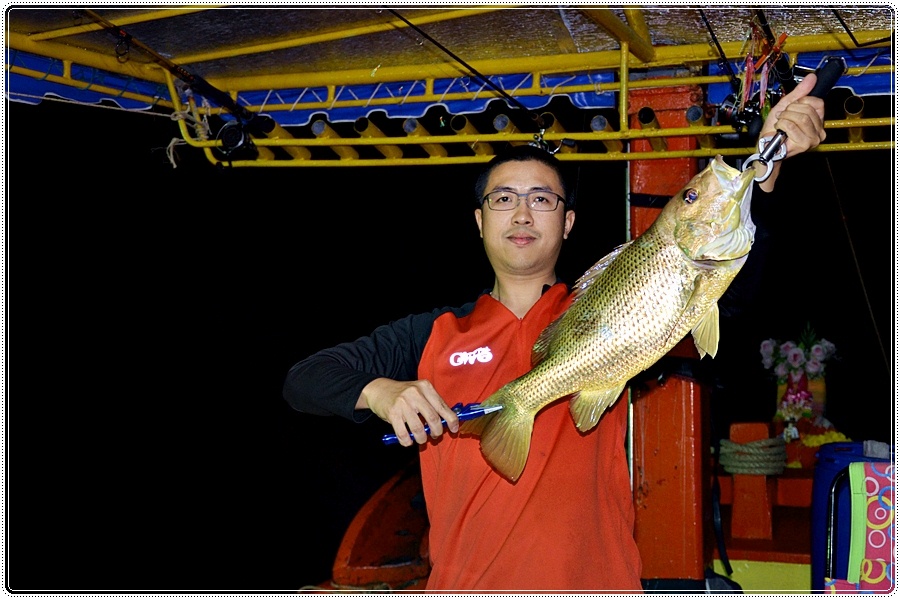 [q][i]อ้างถึง: A21 posted: 09-04-2555, 20:38:57[/i]

จ๊ากกกกกกกกกกกกกกกกกกกกกกกกกกกกกส์!!!!!เจอทริ