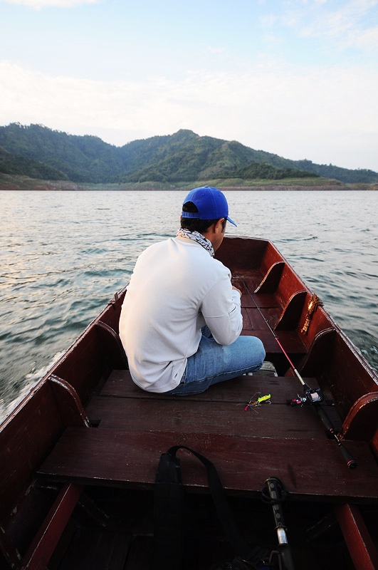 [b]ปกติน้าโม่งต้องประจำหัวเรือนิน่า...นี้ให้น้าเอประจำหัวเรือ ชั่งเป็นหัวหน้าที่น่าร๊ากกกกจิงๆๆ[/b] 