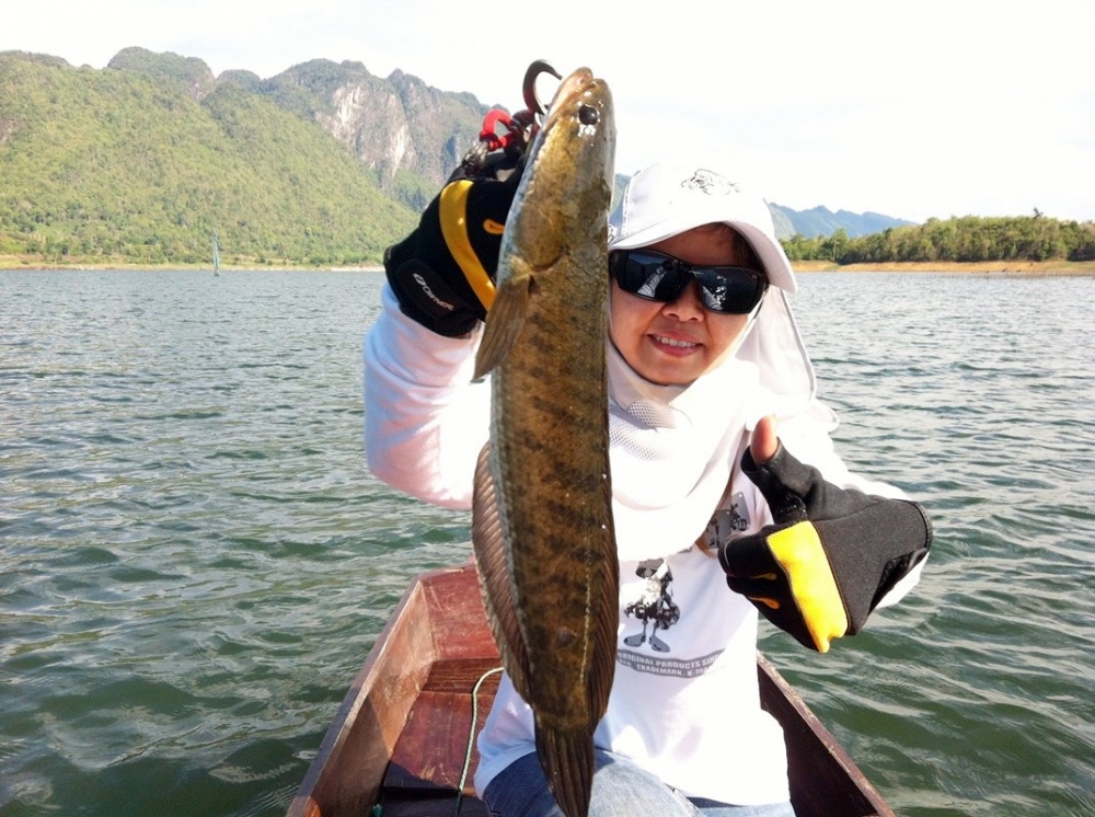 [center][b]ทุกครั้งที่ได้ลงไปเดินตีตามฝั่ง นั่นหมายถึงว่าไต๋ไปหาข้าวกินแล้วค่ะ

พอกลับมารับเรา...ก