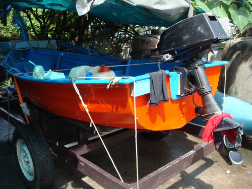 เรือพร้อม เสบียง พร้อม ทุกอย่างพร้อม ออกเดินทางกันเลยครับ วันนี้ จะไปแถว ช่องแสมสาร กันครับ

 :gri