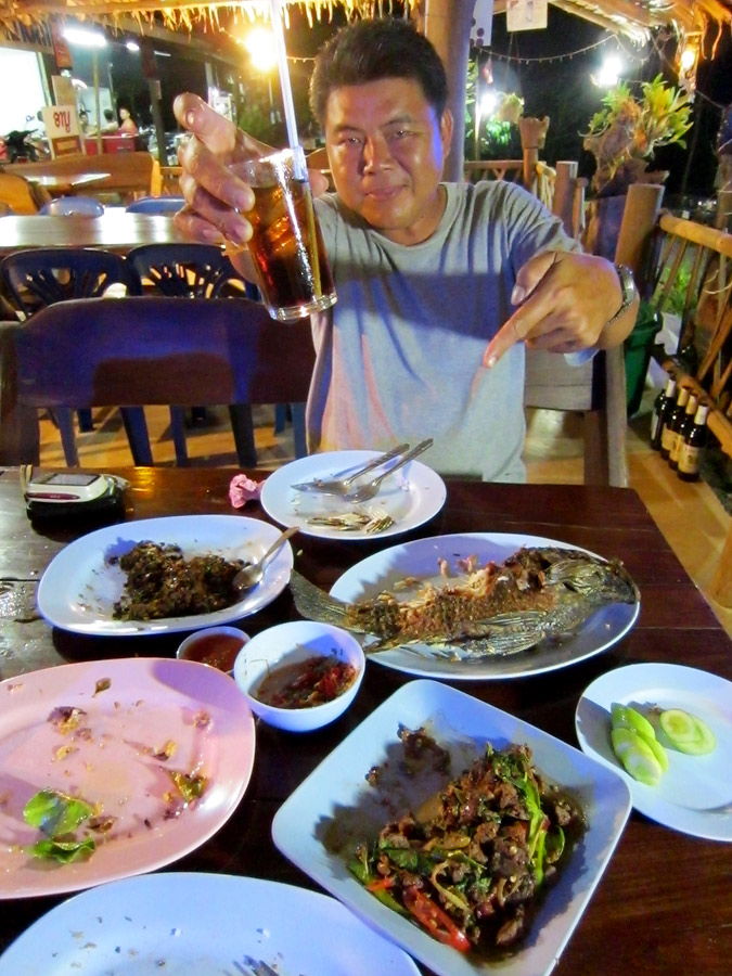 กินกันไงนี้2คน :laughing: :laughing: :laughing: :laughing: