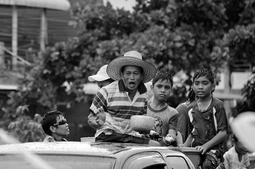 หน้าลุงเขาได้อารมณ์จริงๆ :laughing: :laughing: