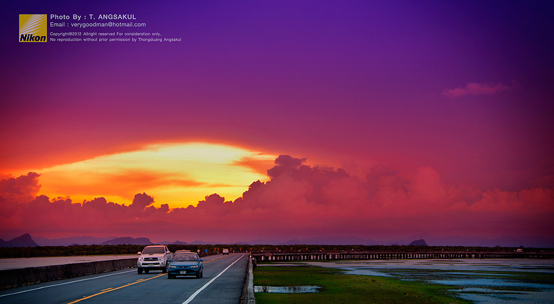 ‎"สะพานเอกชัย" ที่ทุกคนบนรถที่เรานั่งไปต่างถกกันว่าทำไมต้องเอกชัยหว่า?? ก่อนเดินทางไปผมก้อได