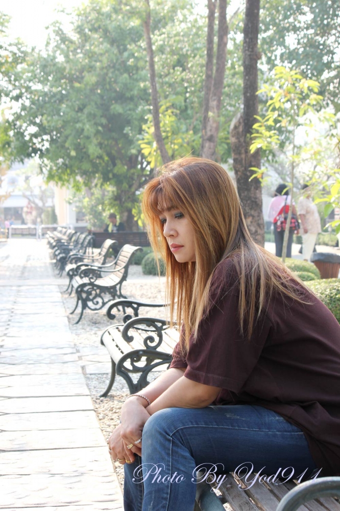 ใครก็ไม่รู้มานั่งบังกล้องอีกแล้ว เห้อออออออออ