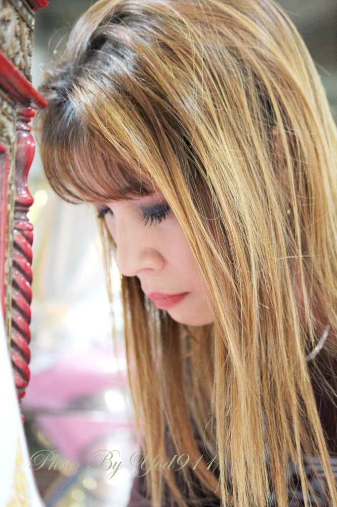 กำลังเขียนชื่อ
