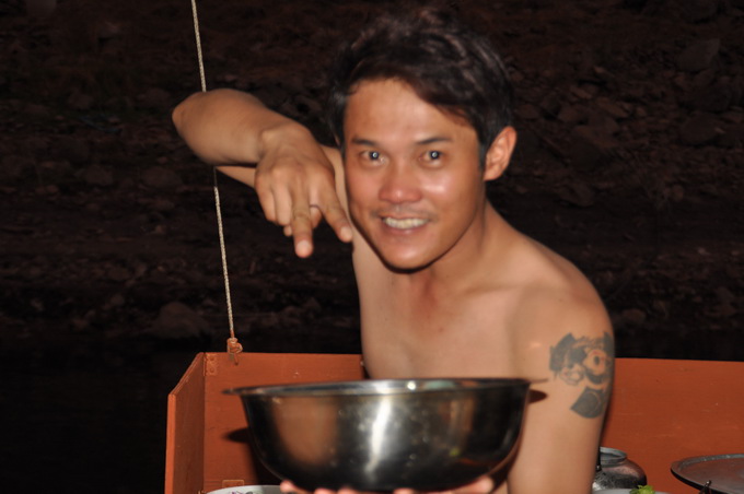 หมักหมูย่างสักหน่อย