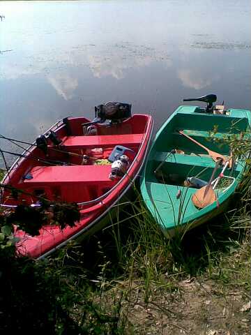 ถึงหมายเลยนะครับ มีเรือของเพื่อนๆมาจอดรอแล้ว2ลำ