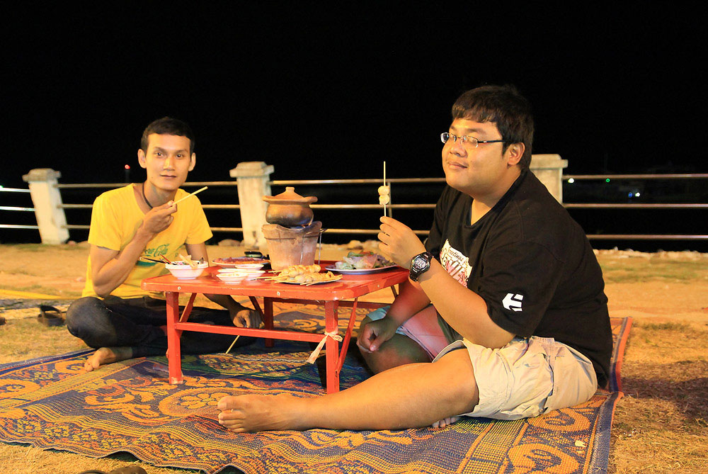 เพื่อนอิธกับน้องเต้จัดก่อนไม่รอใครเลยน้า :cool: :cool: :cool: :cool: :cool: :cool: :cool: :cool: