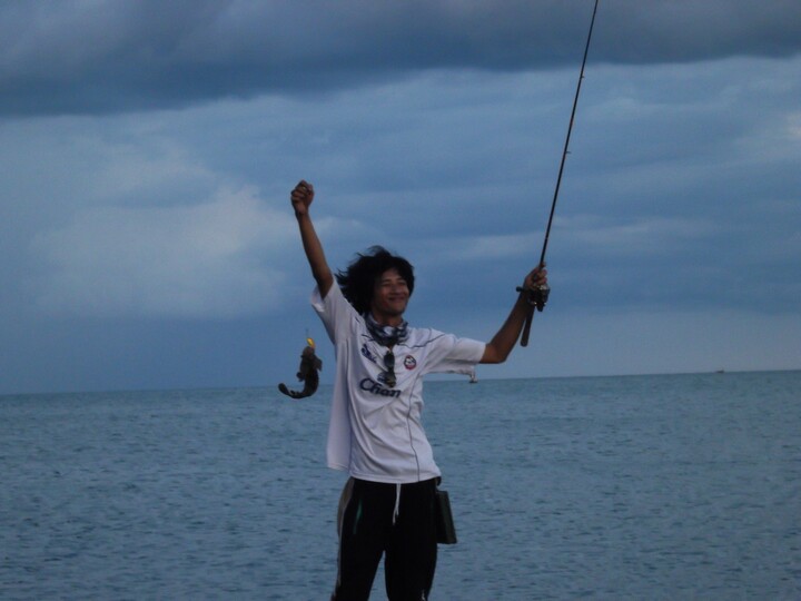 [q][i]อ้างถึง: SIt_Muha posted: 24-04-2555, 00:39:45[/i]

+1 ครับมันจริงๆ อยากโดนบ้าง :cheer: :che