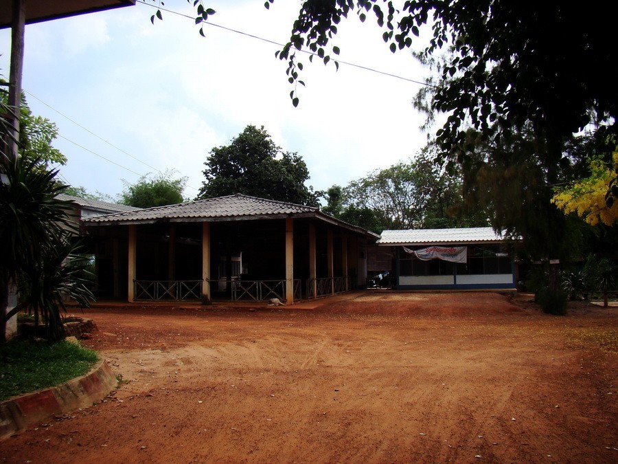 สถานที่จัดงาน โรงเรียนบ้านมาบกราด.....
...
 [b] เรื่องที่พัก....ทางคณะกรรมการไปดู และไปติดต่ออาทิต