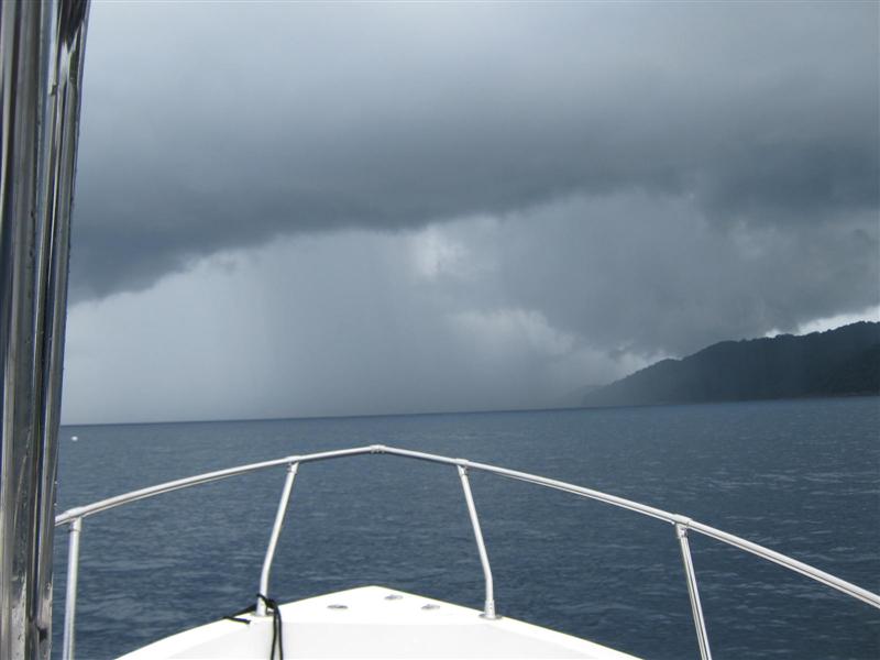 ครึ้มมมมมมมมมาเลยเว้ยยยยยฝนมาเว้ยยยยลุยมาถึงนี่แล้ววววว :laughing: :laughing: