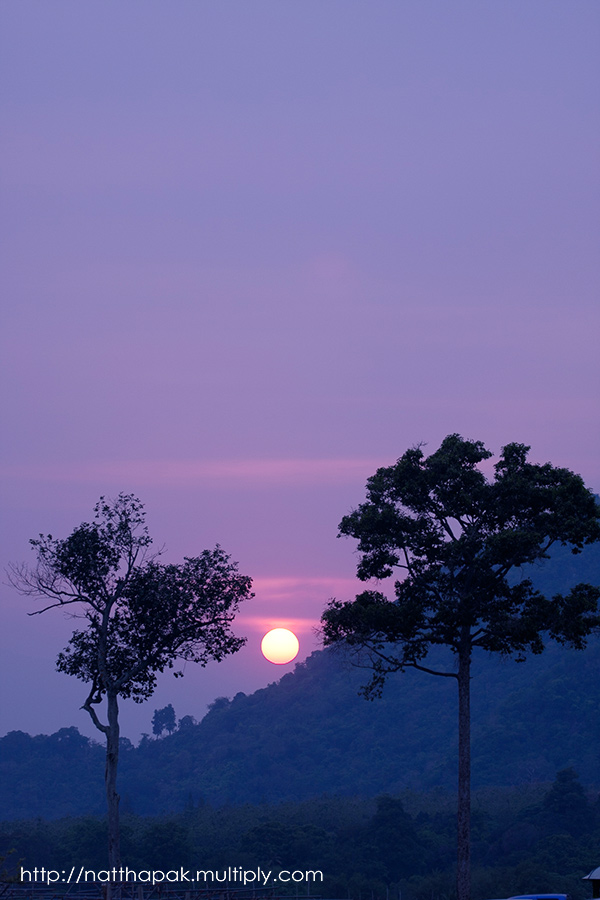 พระอาทิตย์ตกแล้วคับ ลาแล้วครับ  อิอิอิ  sunset@silver lake