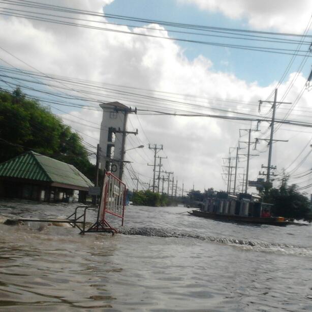 ทางเข้าสวน อุตสาหกรรมบางกระดี