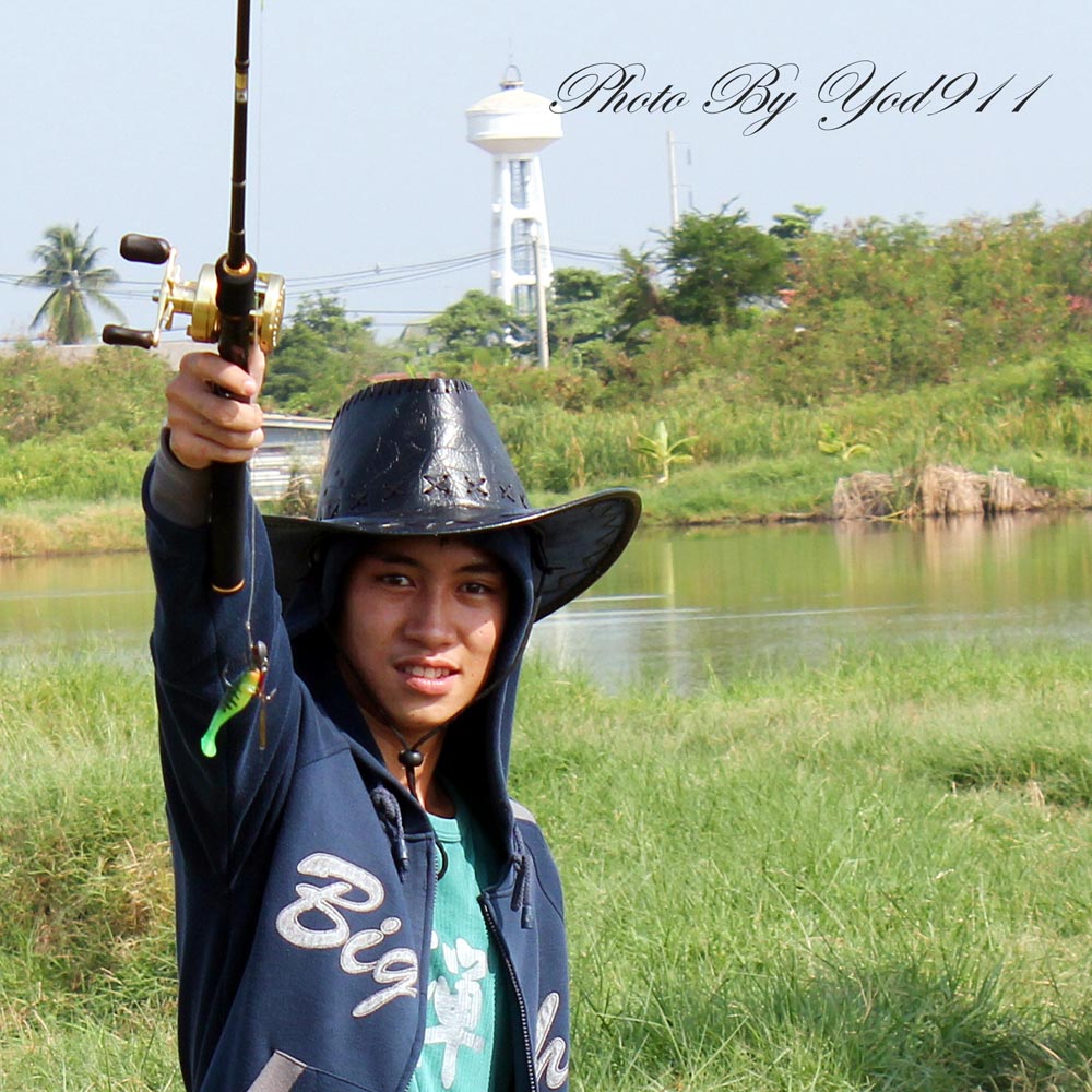 น้าชู ผมซูมให้ดูเต็มๆๆ แบบนี้จะต้องขยี้ให้เข็ด :laughing: :laughing: :laughing: :laughing: :laughing