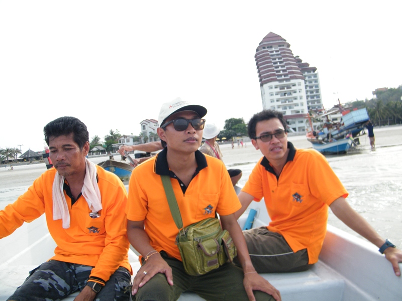 ชุดสองออกเดินทาง :laughing: :laughing: :laughing: :laughing: :laughing: :laughing: :laughing: