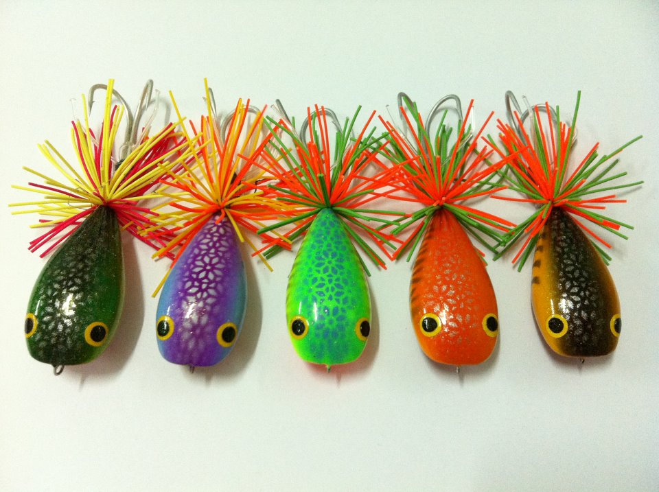 ขอขอบคุณ  [url='http://www.siamfishing.com/profile.php?userid=11986']ป้าหนิงคนสวย [/url] ที่มอบ กบ