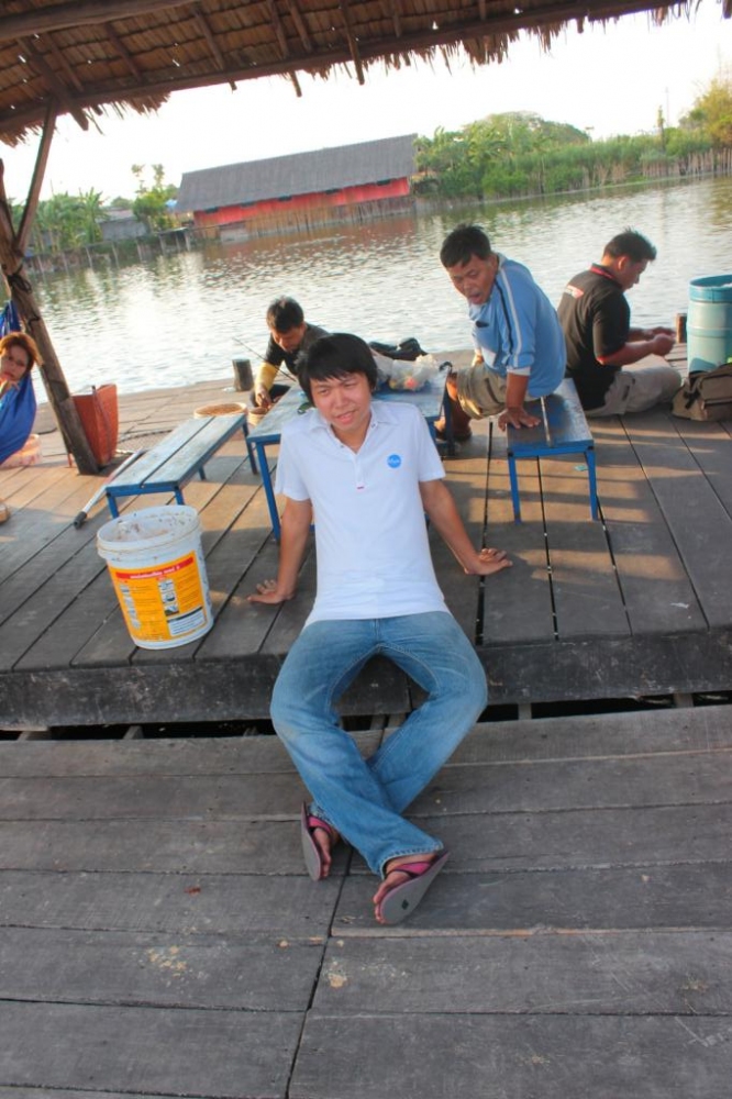 พักก่อน ร้อนๆๆๆๆ 
.
............................ เหนื่อยแดด คร๊าฟๆๆๆๆๆ ...........................