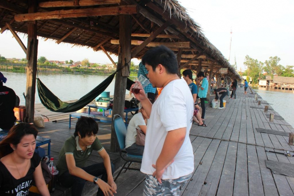 กินน้ำพักก่อนๆ ......

......... จะได้ต่อๆๆๆๆๆๆ ......

 เอาบึกละ ไม่เอาสวายละเพื่อน ......

.