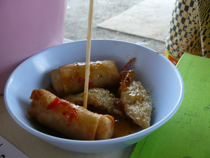  :sad: :sad: :ohh: :ohh: :ohh: กรรมการได้กินแค่เนี้ยครับ...น่าฉงฉาน :cry: :cry: :grin: :grin: