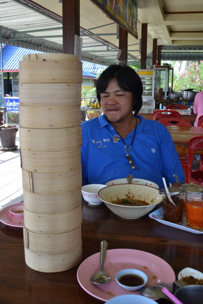 พี่ศรีบูรพา ก่อเจดีย์ ติ๋มซำ