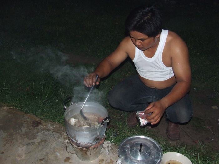 ปรุงเครื่องต้มแซบ ก็เสร็จแล้ว :laughing: :laughing: :laughing: :laughing: