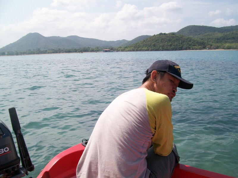 เฮียกวงข้าวก็กินแล้ว แต่ปลายังไม่ยอมกินครับ :laughing: :grin: