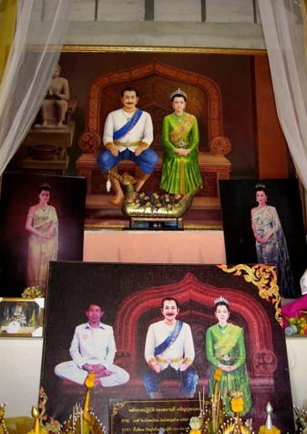 204

เจ้าผู้ครองนคร
มีอาจารย์ทิพากรด้วย
คนนั่งซ้ายชุดขาว
