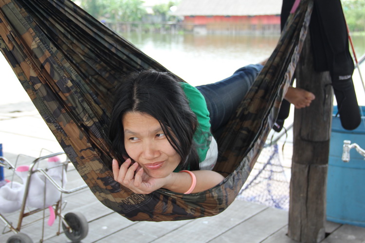 แม่บ้านผมหันไปมองเลย ทำปลาเขาหลุด
 :grin: :grin: :grin: